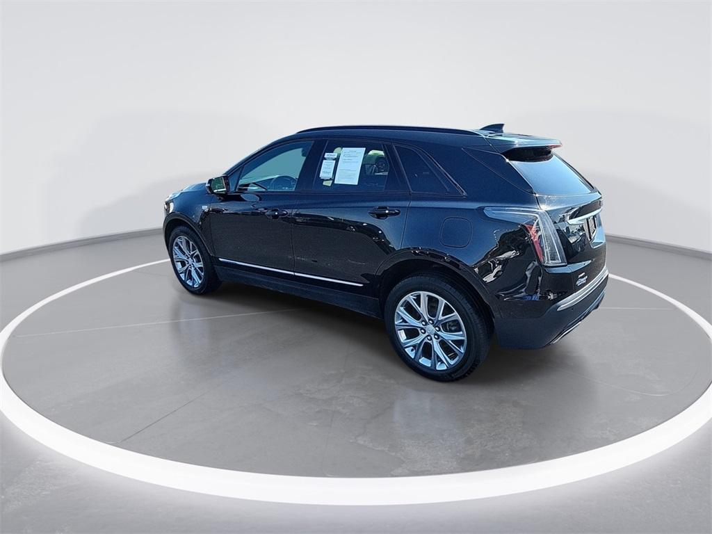 used 2021 Cadillac XT5 car, priced at $27,440