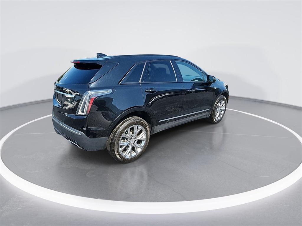 used 2021 Cadillac XT5 car, priced at $27,440