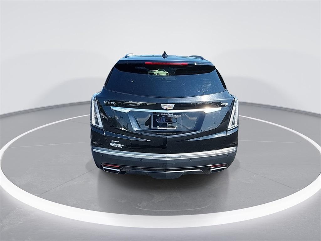 used 2021 Cadillac XT5 car, priced at $27,440