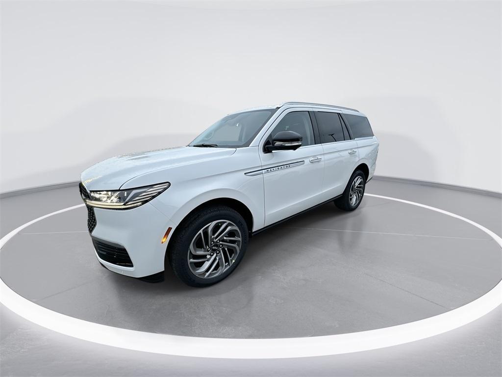 new 2025 Lincoln Navigator car, priced at $97,833