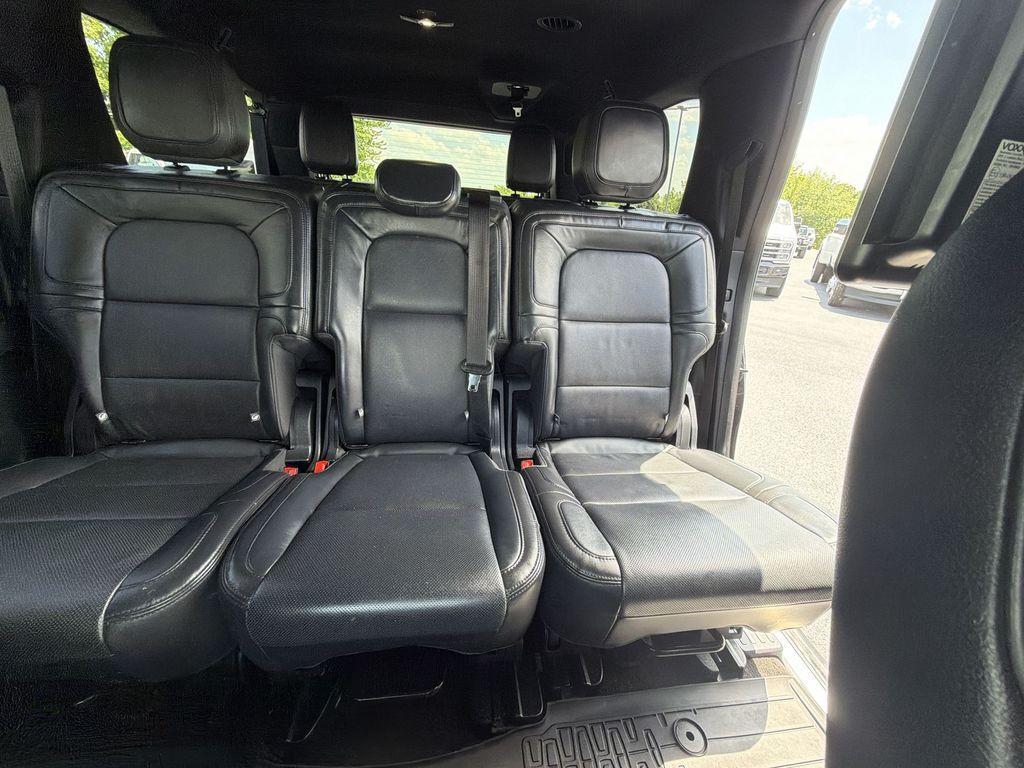 used 2022 Lincoln Navigator L car, priced at $43,919