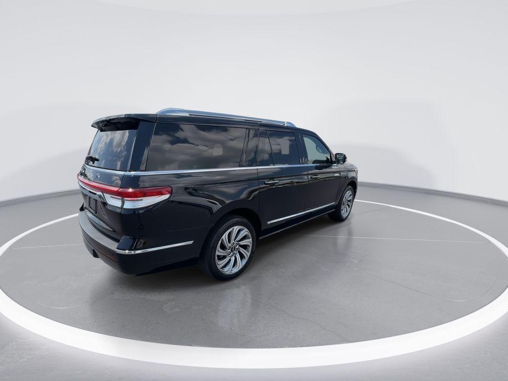 used 2022 Lincoln Navigator L car, priced at $43,919