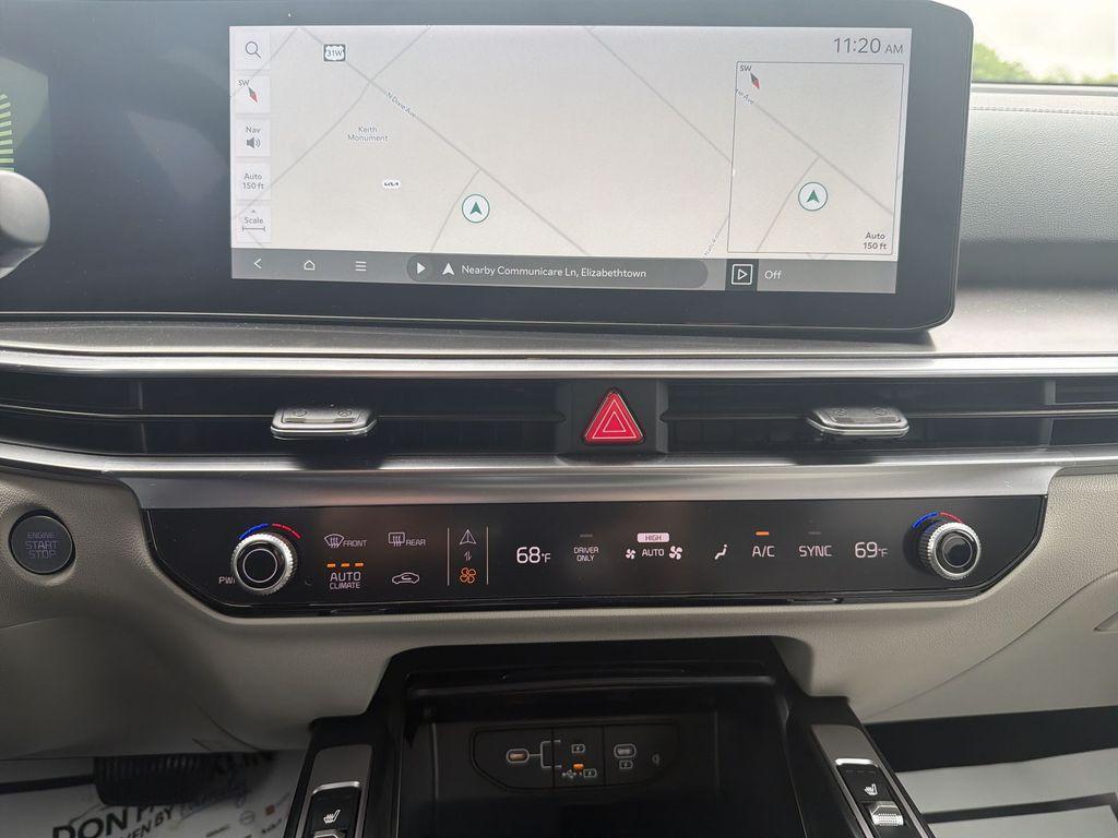used 2025 Kia Sorento Hybrid car, priced at $34,990