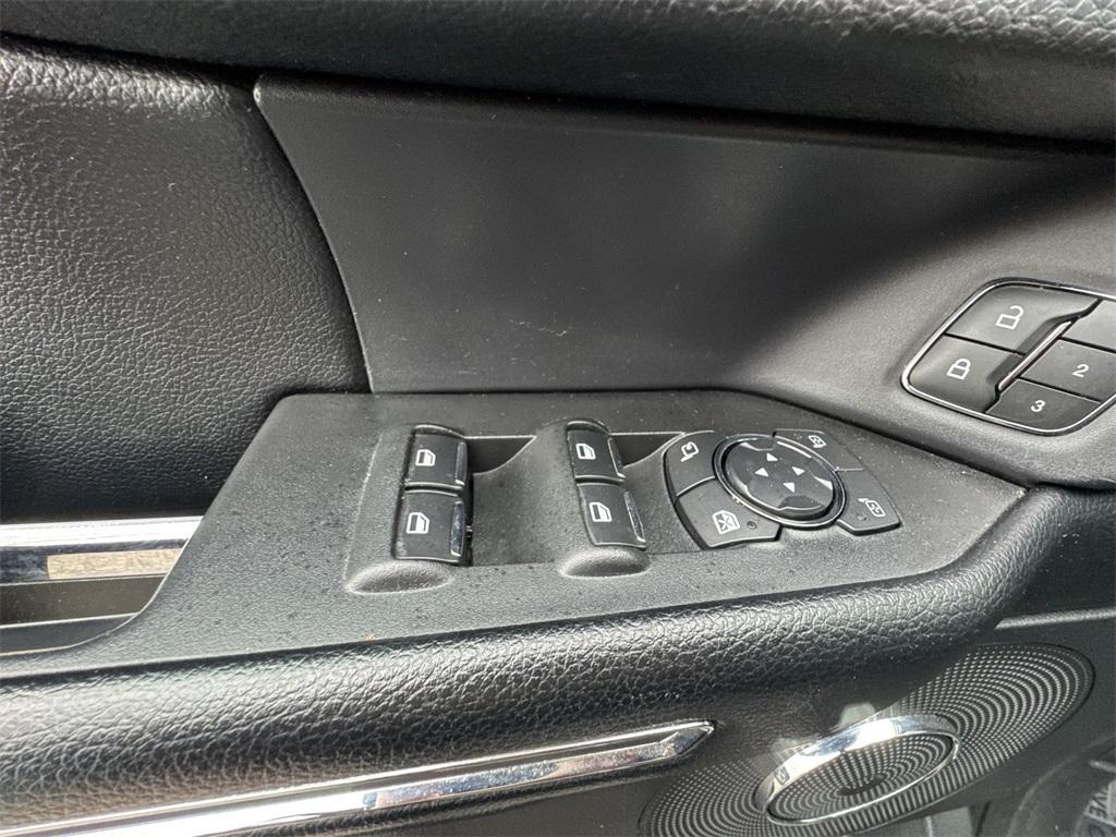 used 2021 Ford Expedition car, priced at $31,588