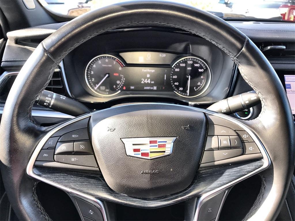 used 2024 Cadillac XT5 car, priced at $39,499