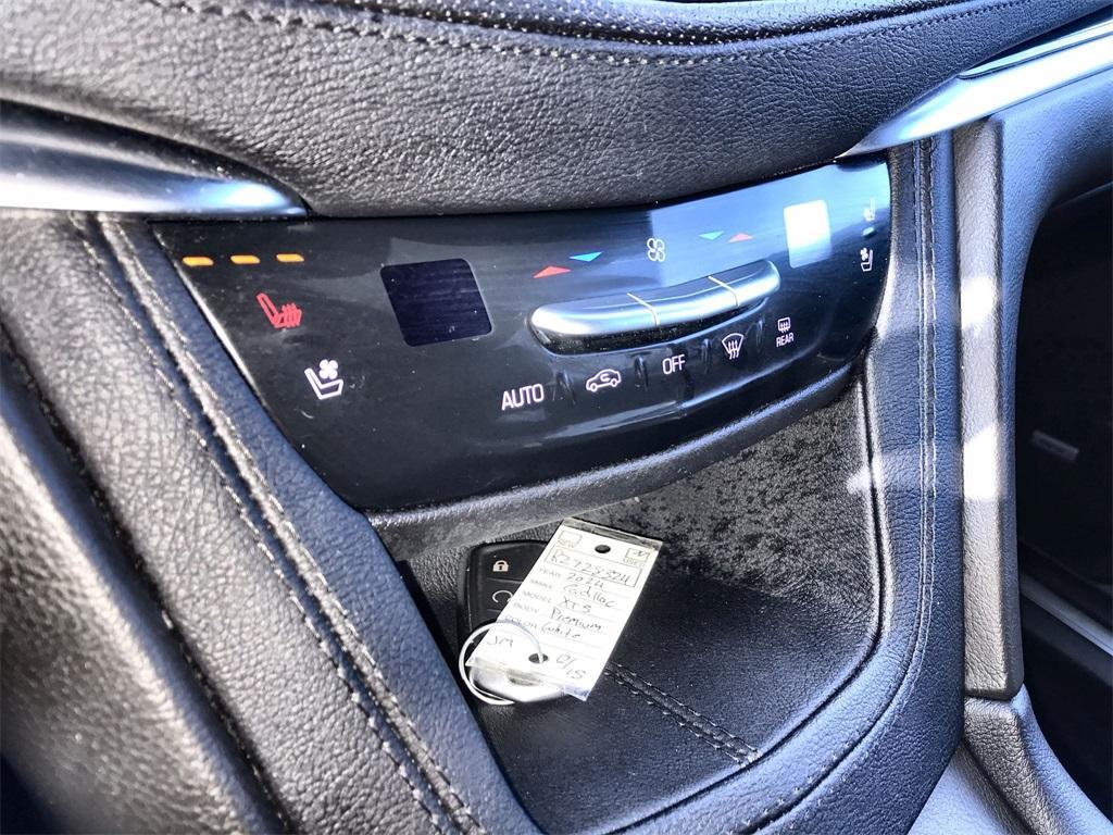 used 2024 Cadillac XT5 car, priced at $39,499