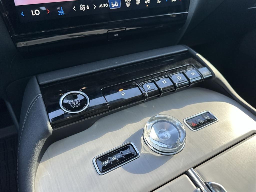 new 2025 Lincoln Navigator L car, priced at $101,106