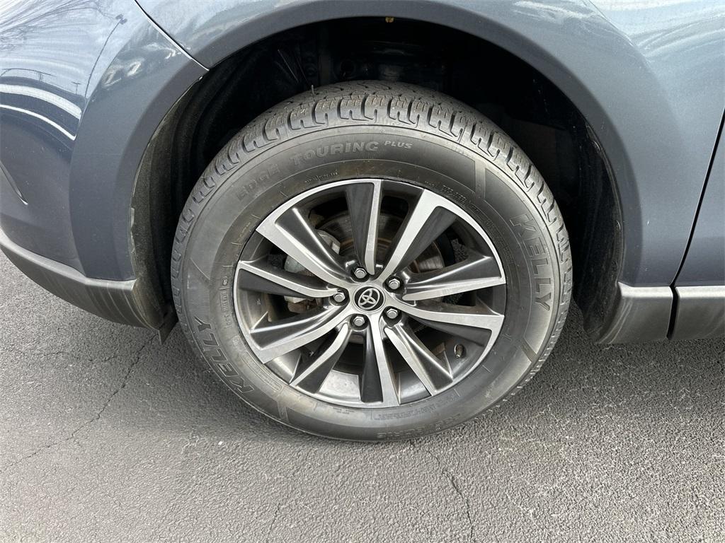 used 2022 Toyota Venza car, priced at $27,889