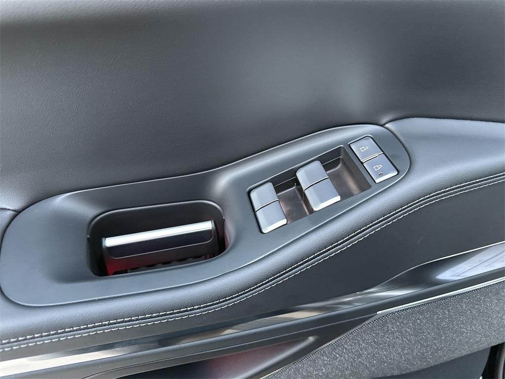 new 2025 Lincoln Navigator car, priced at $97,181