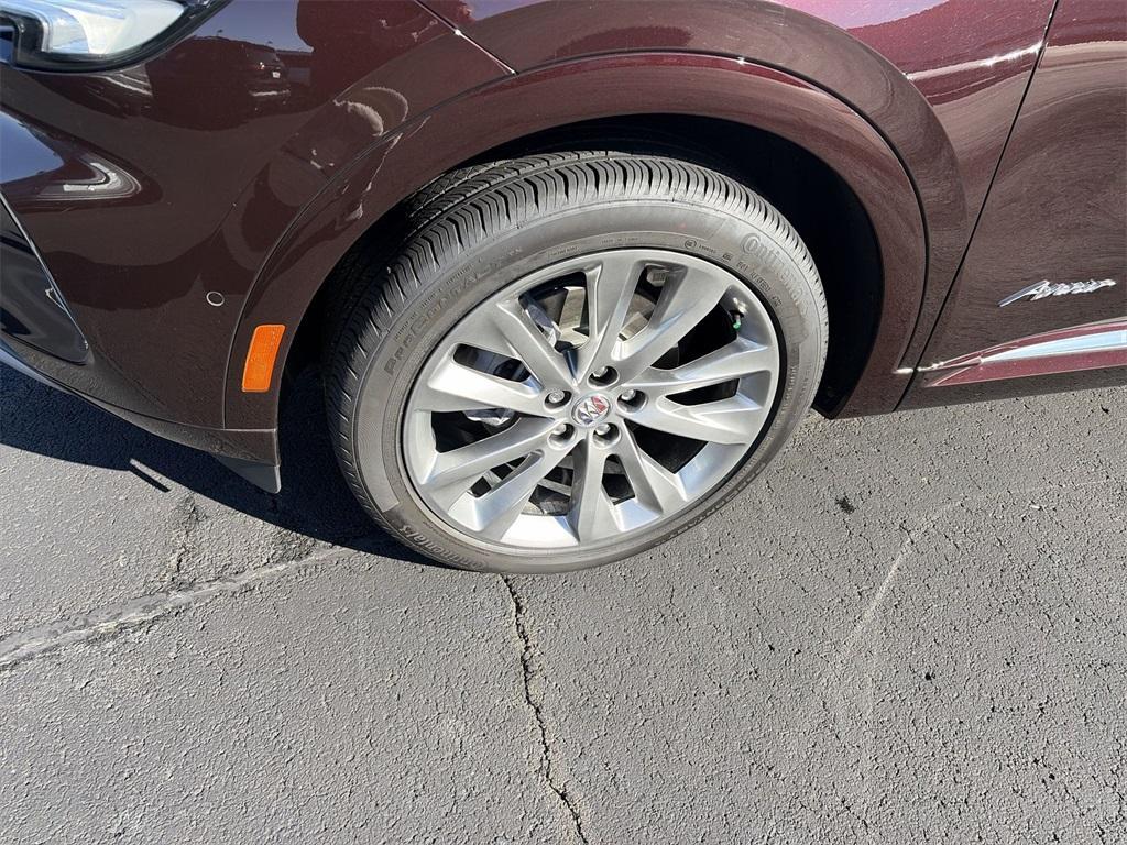 used 2023 Buick Envision car, priced at $37,800