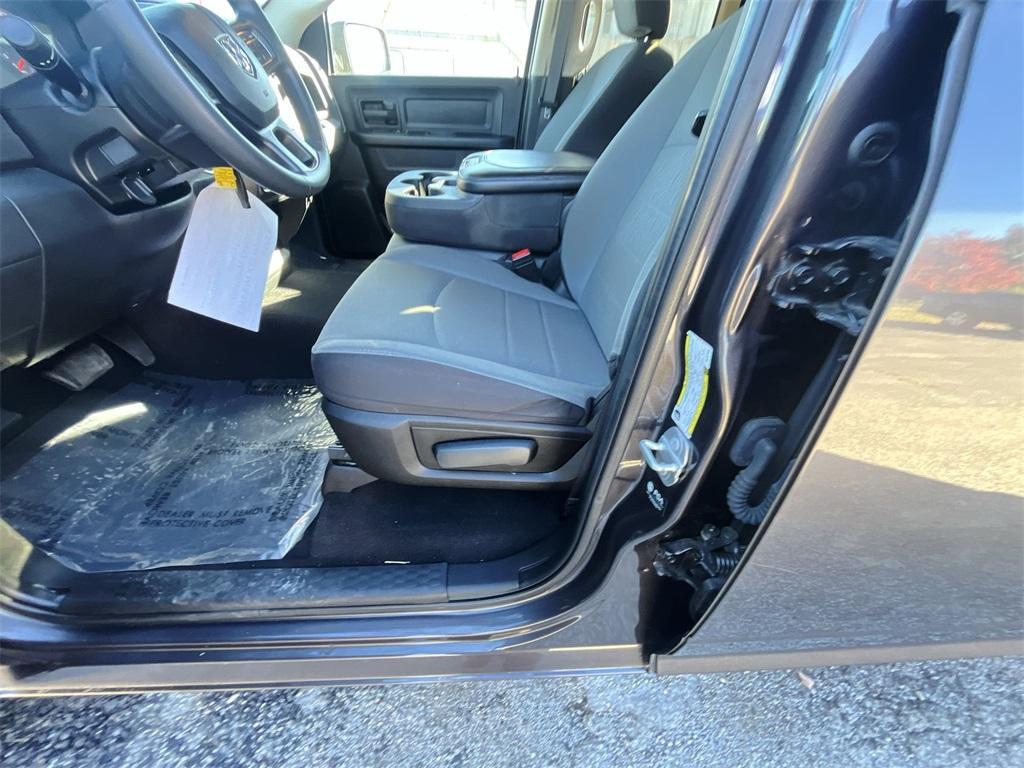 used 2022 Ram 1500 Classic car, priced at $22,969