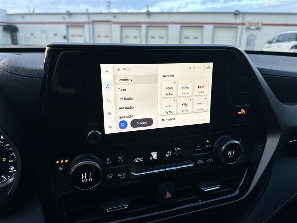 used 2023 Toyota Highlander car, priced at $35,850