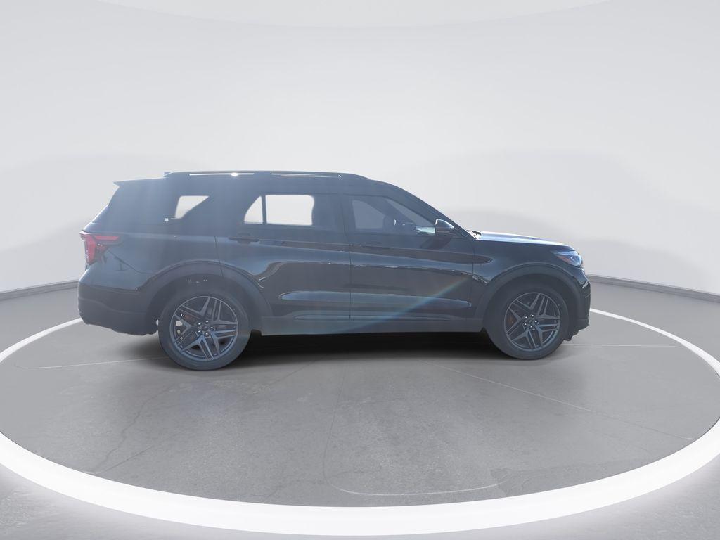 used 2025 Ford Explorer car, priced at $43,702