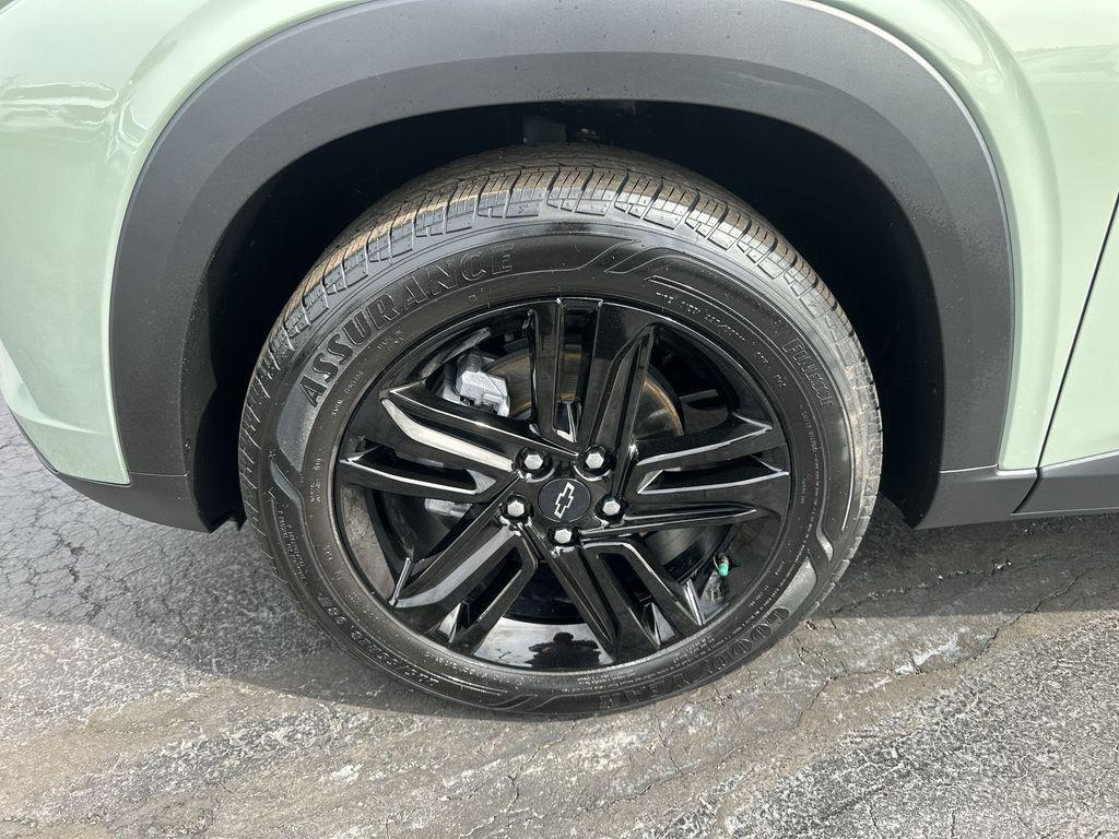 used 2025 Chevrolet Trax car, priced at $24,429
