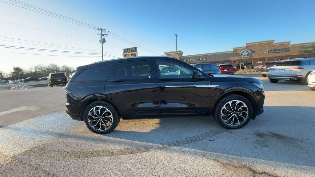 new 2026 Lincoln Nautilus car, priced at $66,078