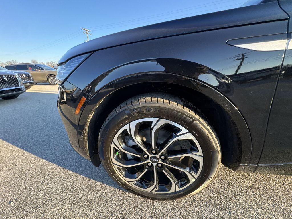 new 2026 Lincoln Nautilus car, priced at $66,078