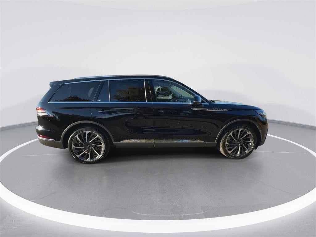new 2025 Lincoln Aviator car, priced at $75,910