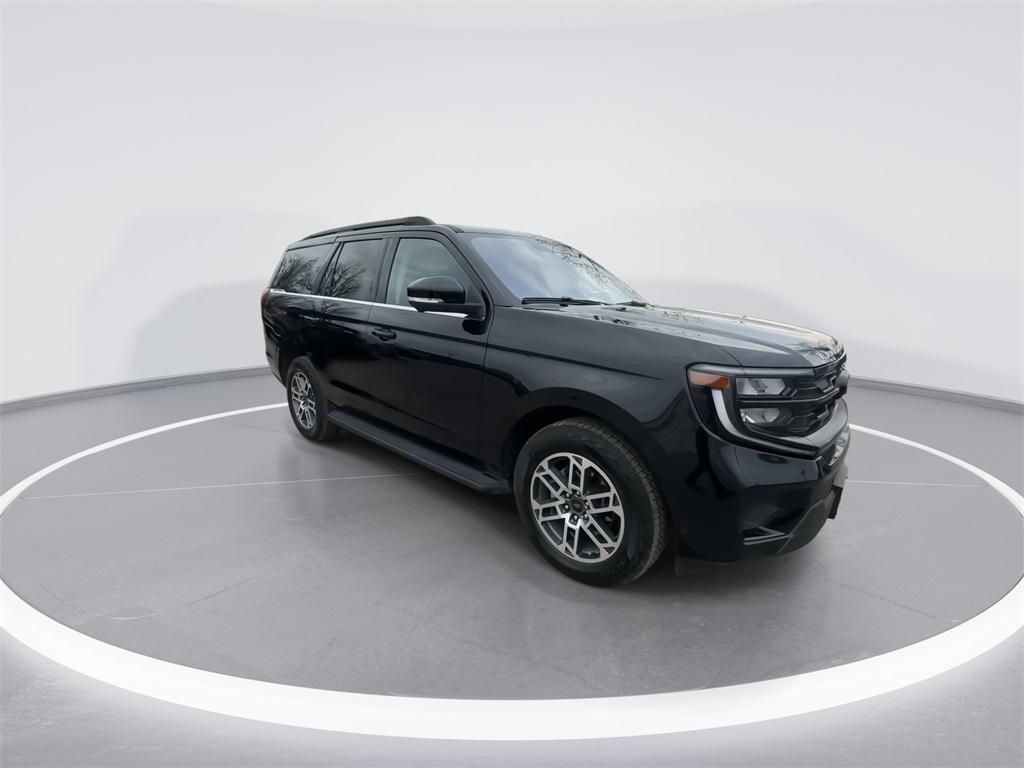 used 2025 Ford Expedition car, priced at $61,866