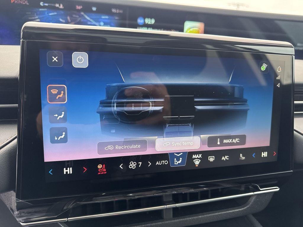 new 2026 Lincoln Nautilus car, priced at $70,126