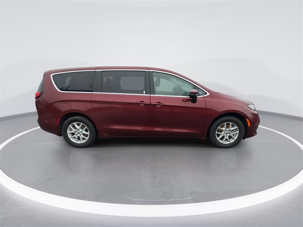 used 2023 Chrysler Pacifica car, priced at $32,848
