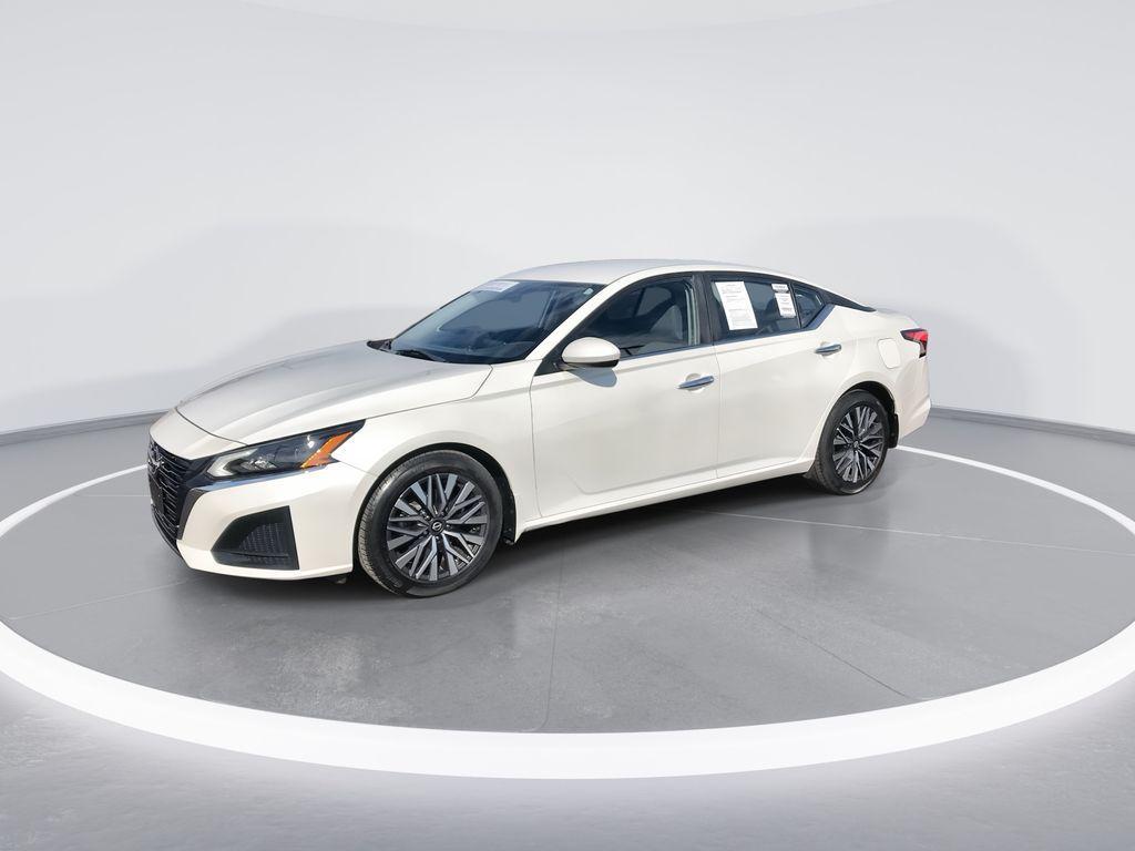 used 2023 Nissan Altima car, priced at $19,995