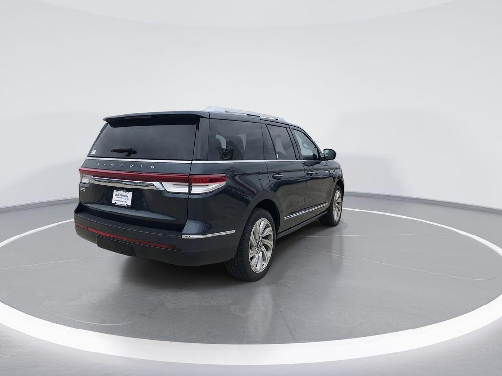 used 2024 Lincoln Navigator car, priced at $74,488