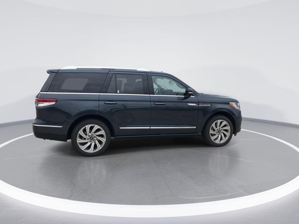 used 2024 Lincoln Navigator car, priced at $74,488