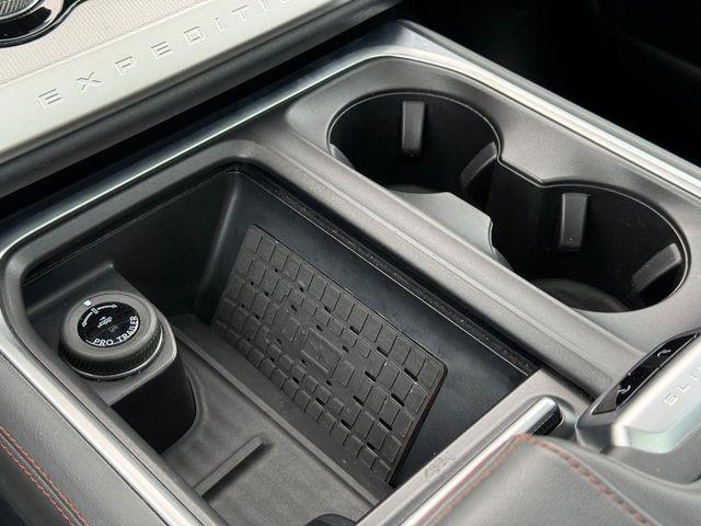 used 2025 Ford Expedition car, priced at $57,812