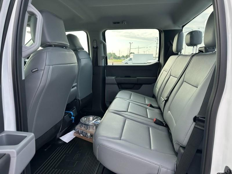 new 2025 Ford F-250 car, priced at $55,435