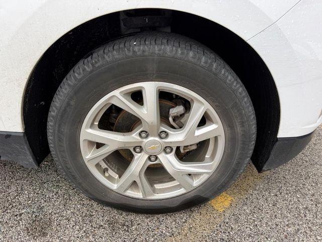 used 2021 Chevrolet Equinox car, priced at $17,884