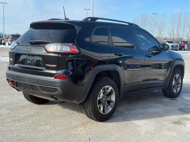 used 2019 Jeep Cherokee car, priced at $14,000