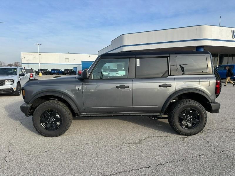 new 2025 Ford Bronco car, priced at $42,591