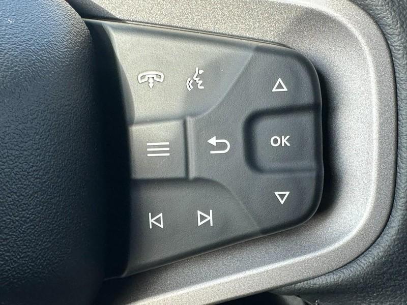 new 2025 Ford Bronco car, priced at $42,591