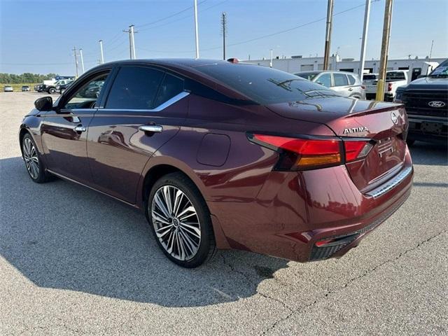 used 2023 Nissan Altima car, priced at $22,512