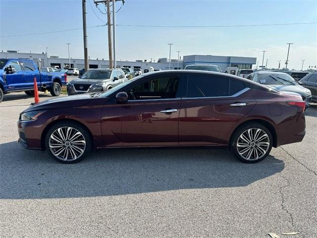 used 2023 Nissan Altima car, priced at $22,512