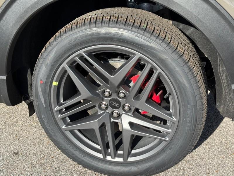 new 2026 Ford Explorer car, priced at $53,914