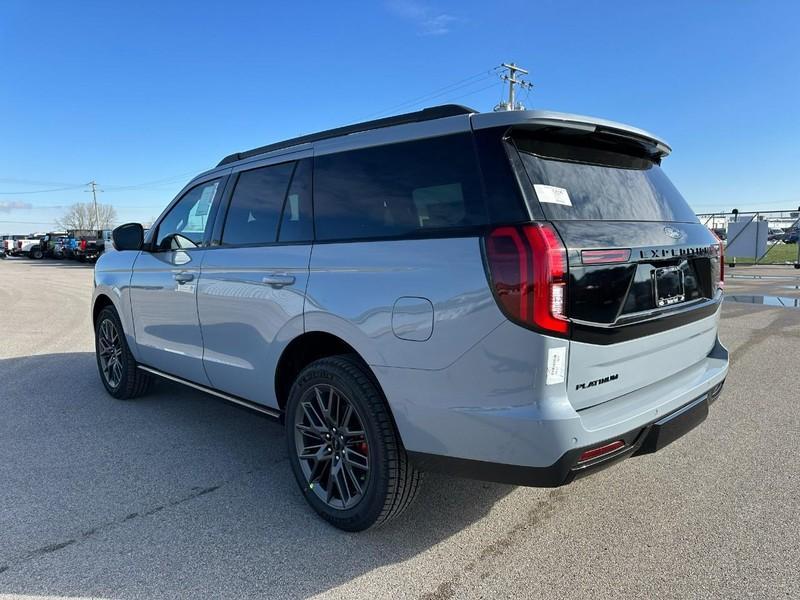 new 2025 Ford Expedition car, priced at $80,400