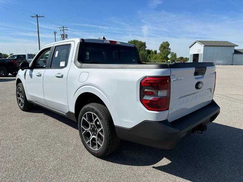 new 2025 Ford Maverick car, priced at $35,884