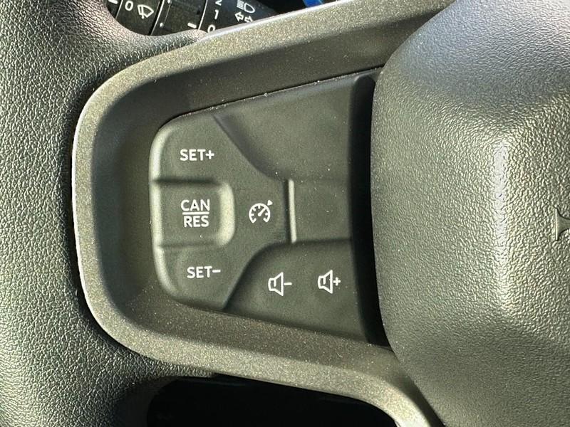 new 2025 Ford Bronco car, priced at $50,127