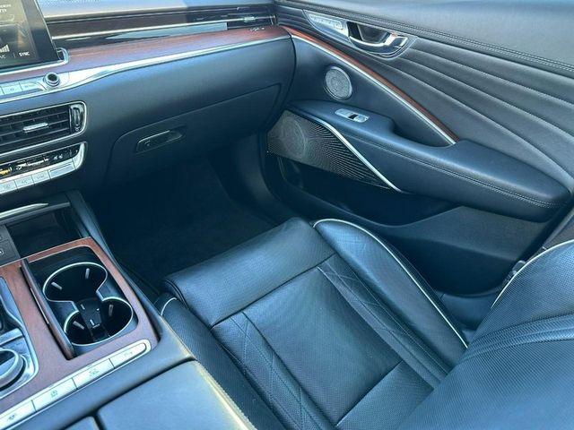 used 2019 Kia K900 car, priced at $25,212