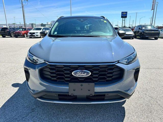 used 2025 Ford Escape car, priced at $25,189
