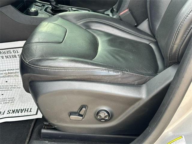 used 2019 Jeep Cherokee car, priced at $17,312