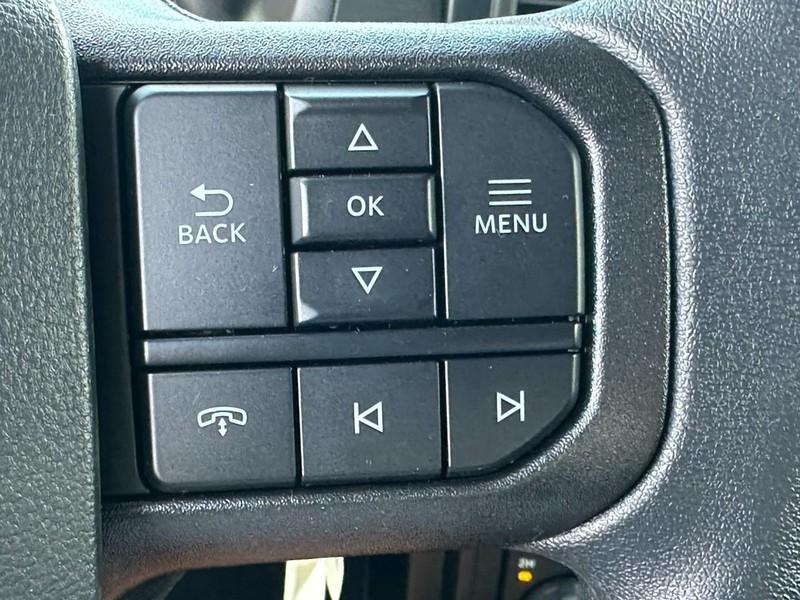 new 2025 Ford F-150 car, priced at $40,423