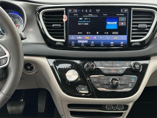 used 2024 Chrysler Pacifica car, priced at $29,500
