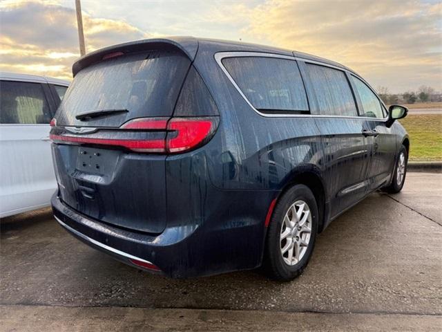 used 2024 Chrysler Pacifica car, priced at $28,000