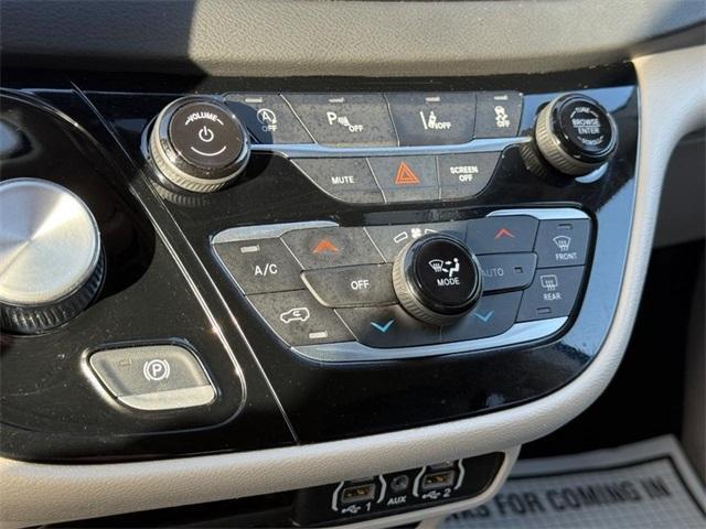 used 2024 Chrysler Pacifica car, priced at $28,000