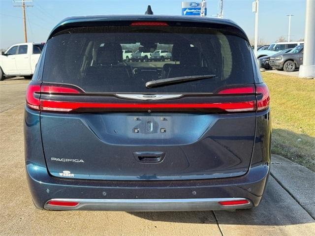 used 2024 Chrysler Pacifica car, priced at $28,000