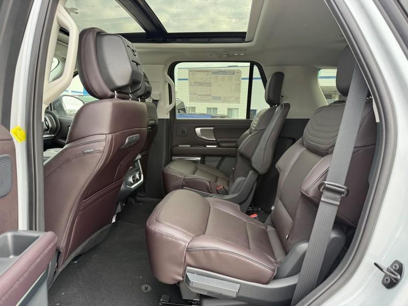 new 2026 Ford Expedition car, priced at $82,884