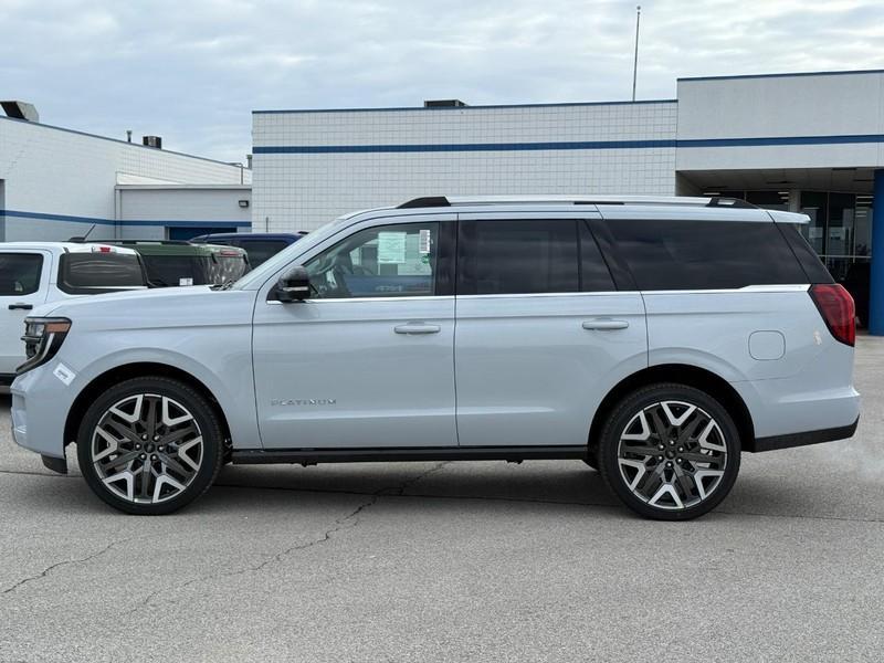 new 2026 Ford Expedition car, priced at $82,884