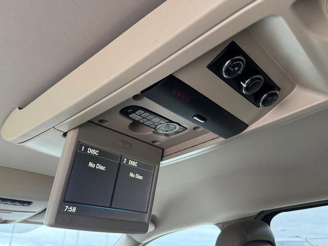 used 2014 Chrysler Town & Country car, priced at $9,289